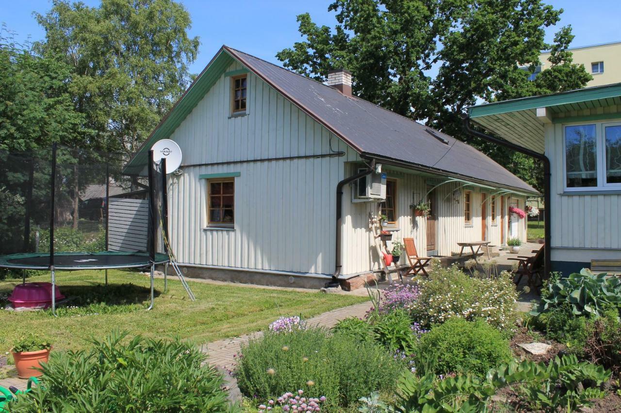 Posti Holiday Home Rakvere Ngoại thất bức ảnh